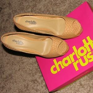 Charlotte Russe Platform Heels Style:Paloma-02 Sz7